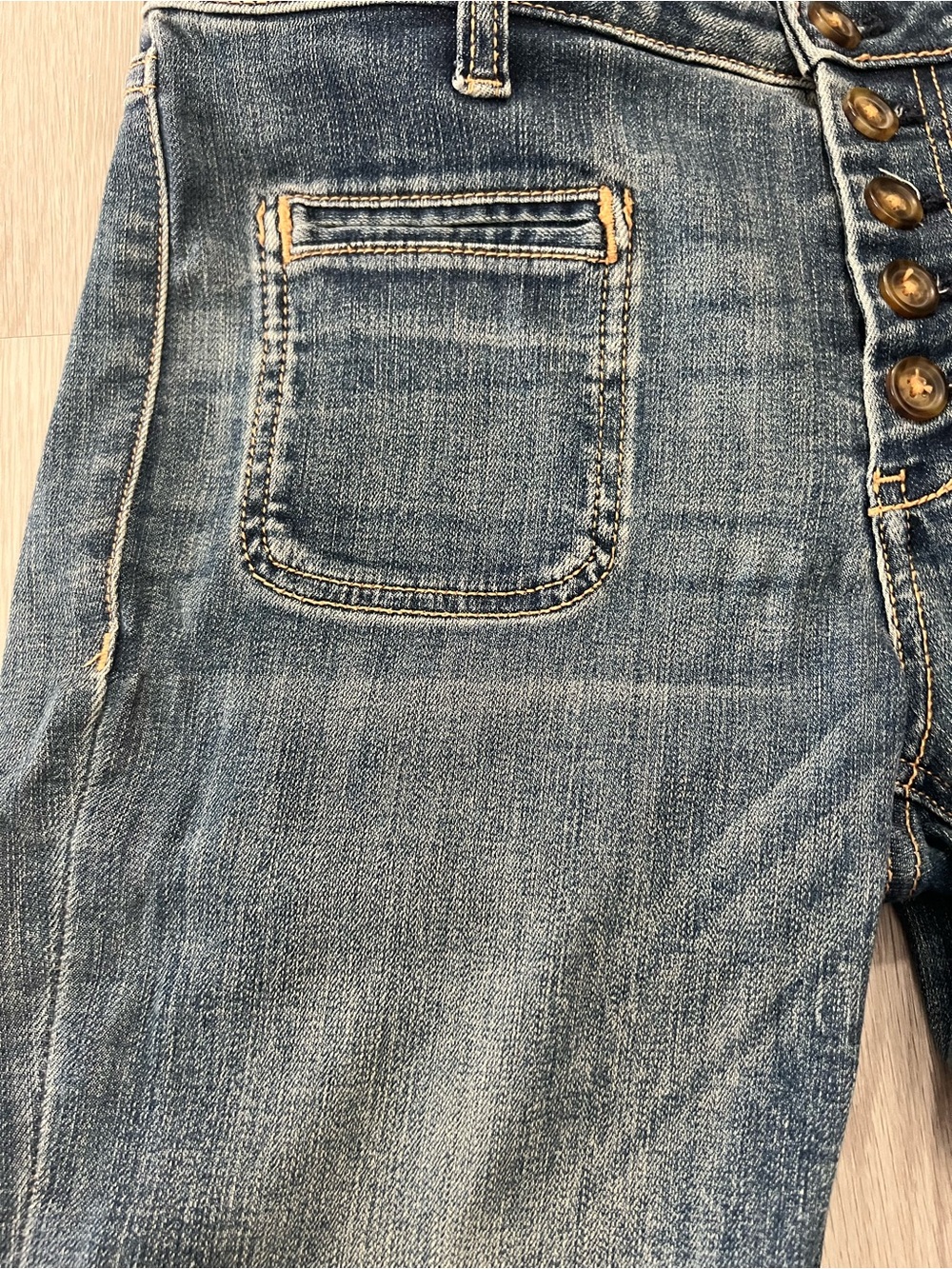 ANTHROPOLOGIE Pilcro High Rise Denim Button Fly Slim Straight Jeans Size 26 - Picture 7 of 12